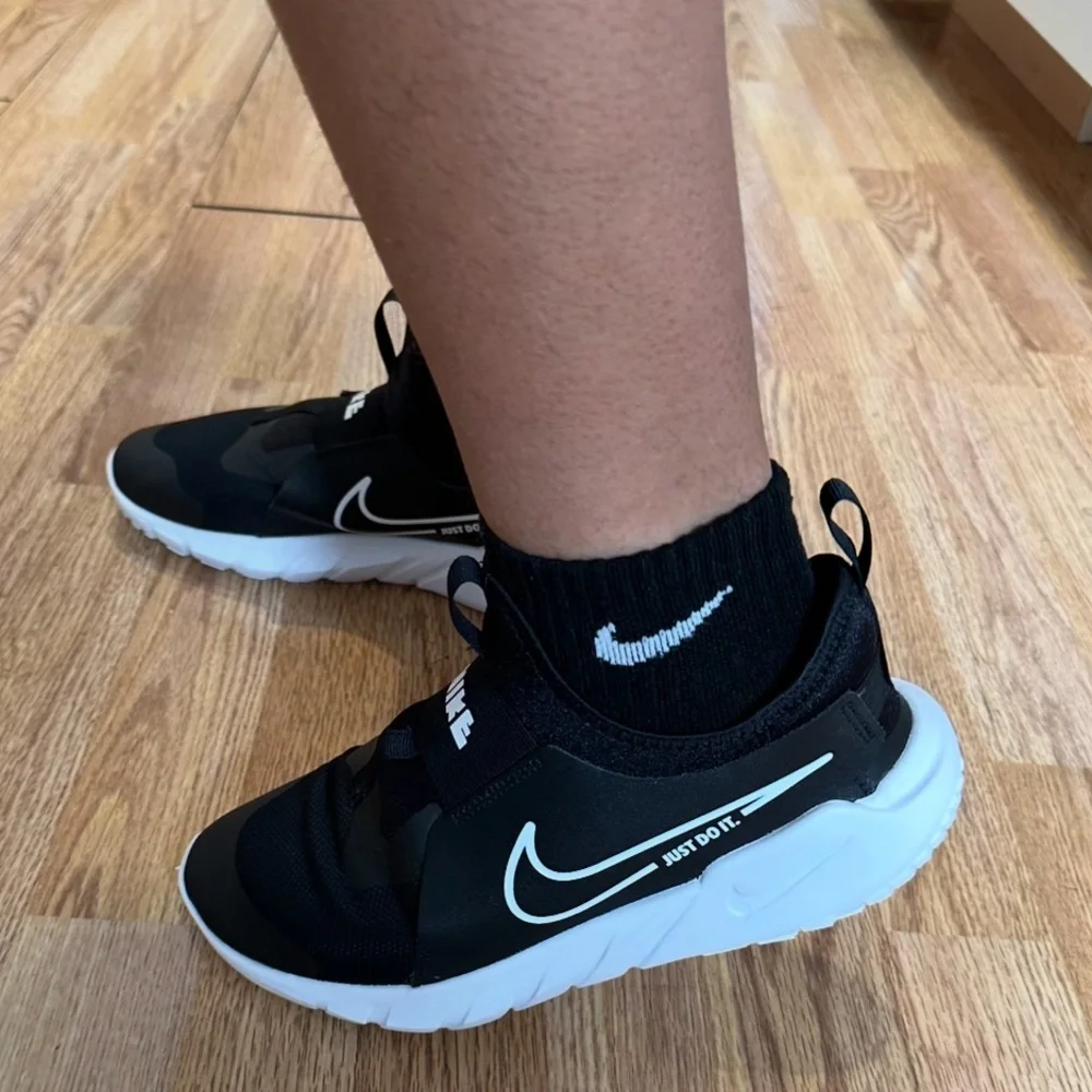 🆕 Nike Flex Runner 2 Running Shoes